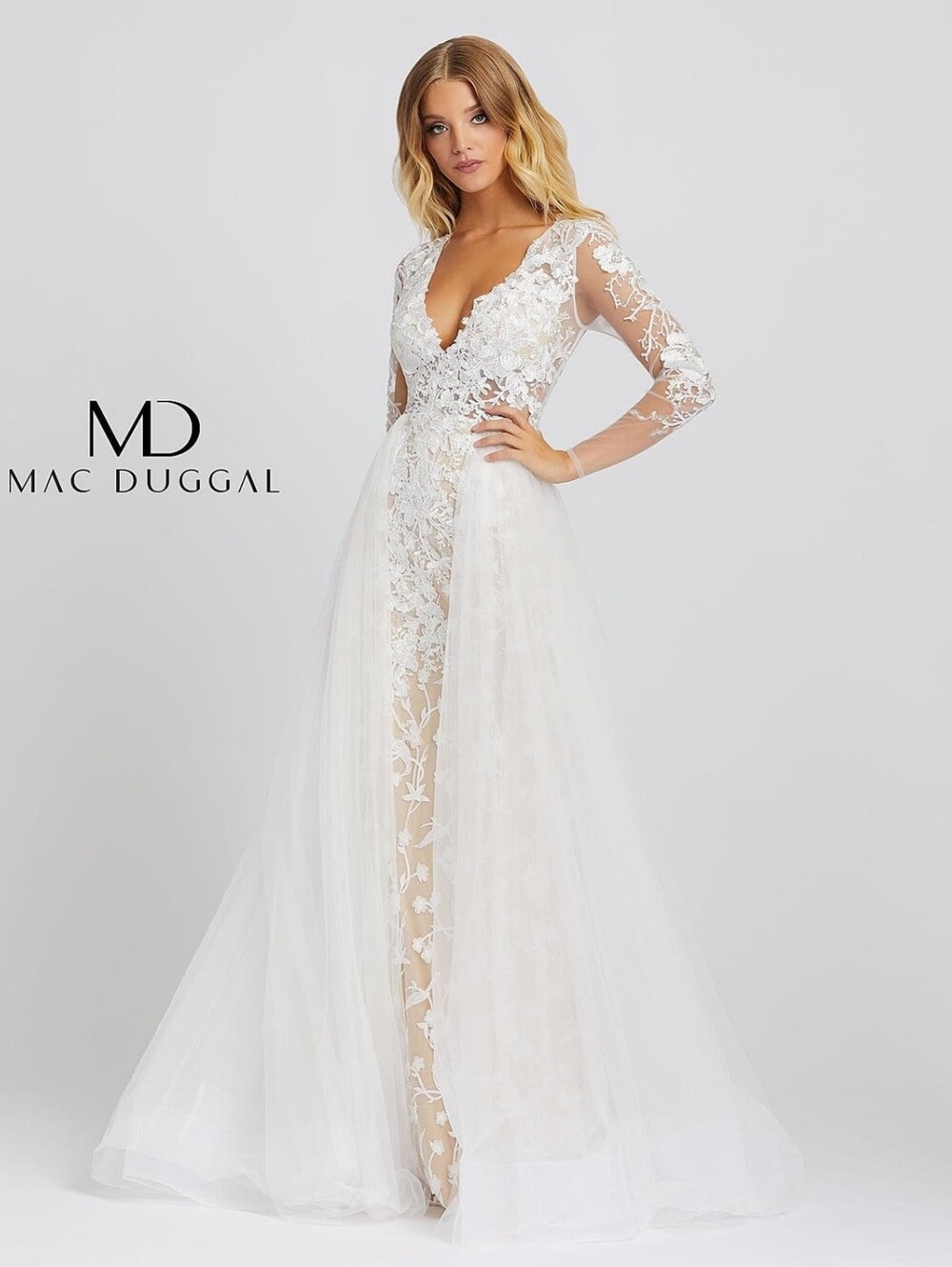 NWT Mac Duggal Size 10 Ivory & Nude Long-Sleeved Lace & Tulle A-line Gown
